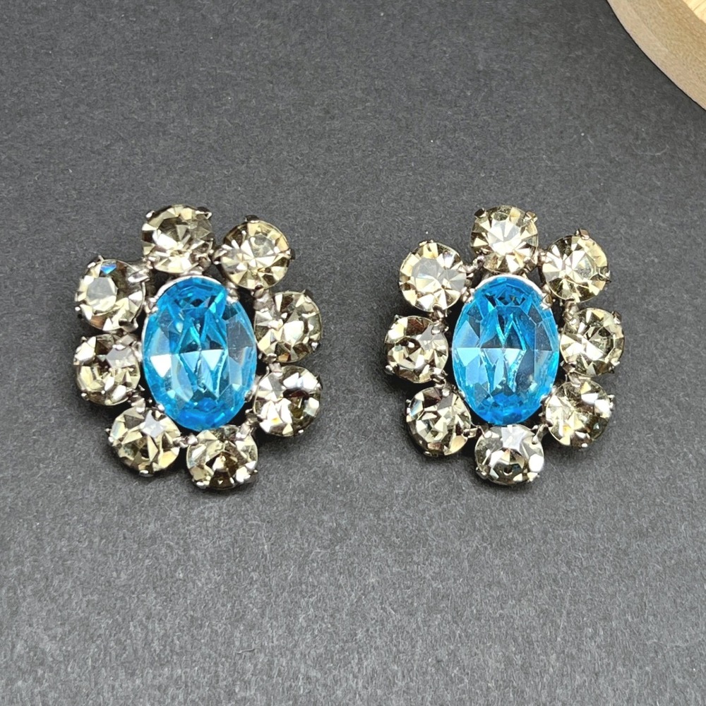 Vintage Rhinestone Earrings Blue Smoky Grey Crystal Prong‎ Set Cluster